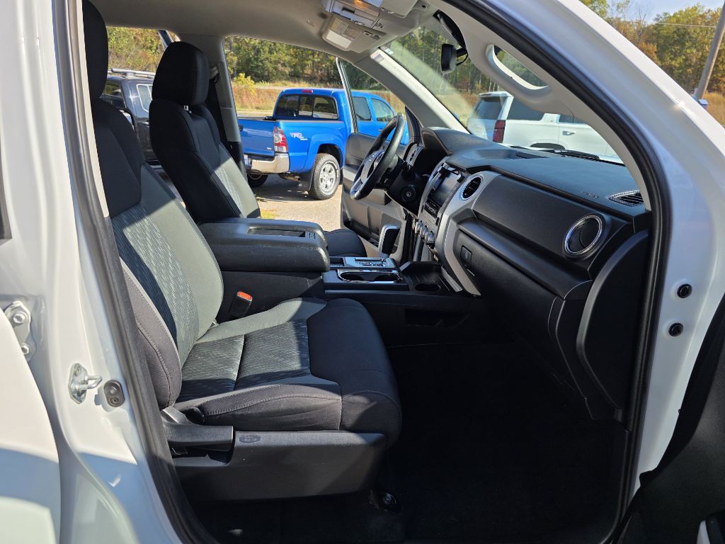 2021 Toyota Tundra Image 25