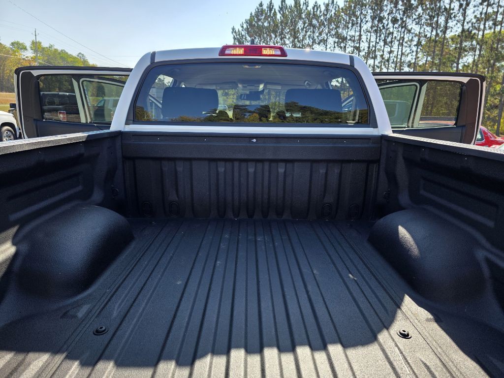 2021 Toyota Tundra Image 28