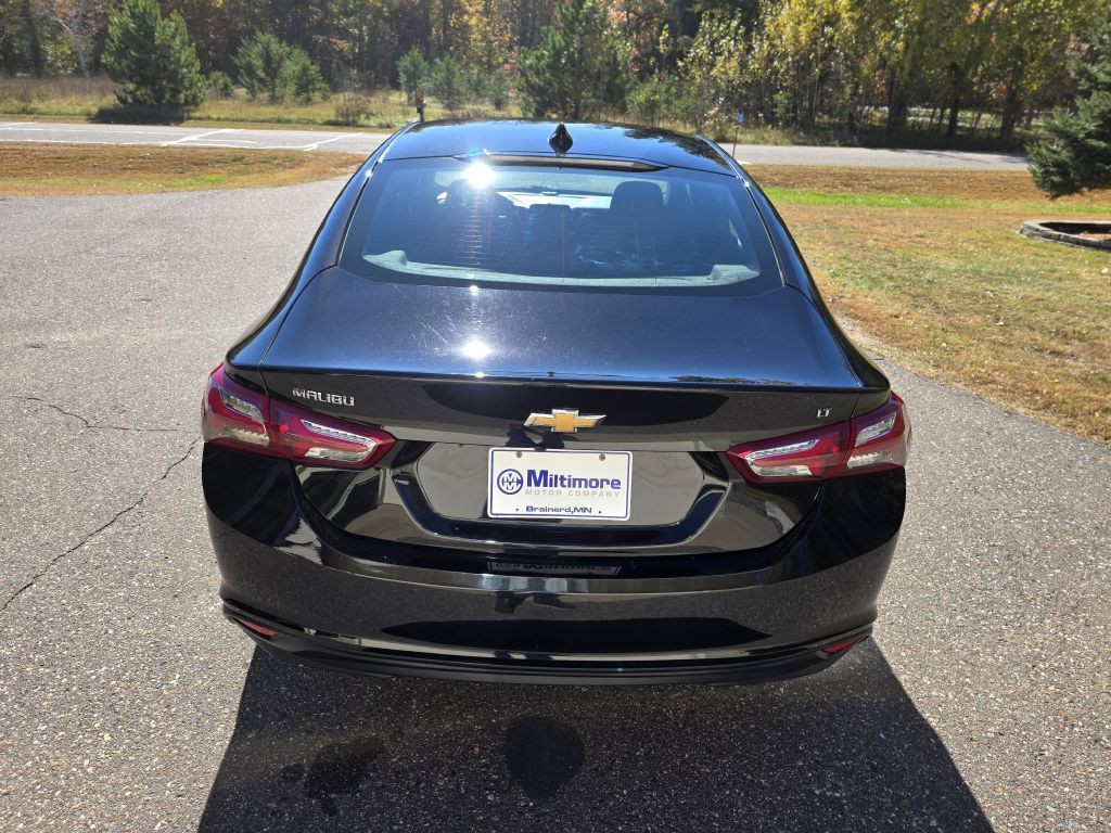 2019 Chevrolet Malibu Image 5