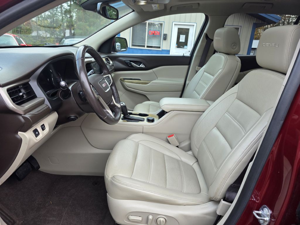 2018 GMC Acadia Image 13