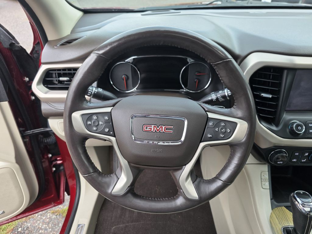 2018 GMC Acadia Image 14