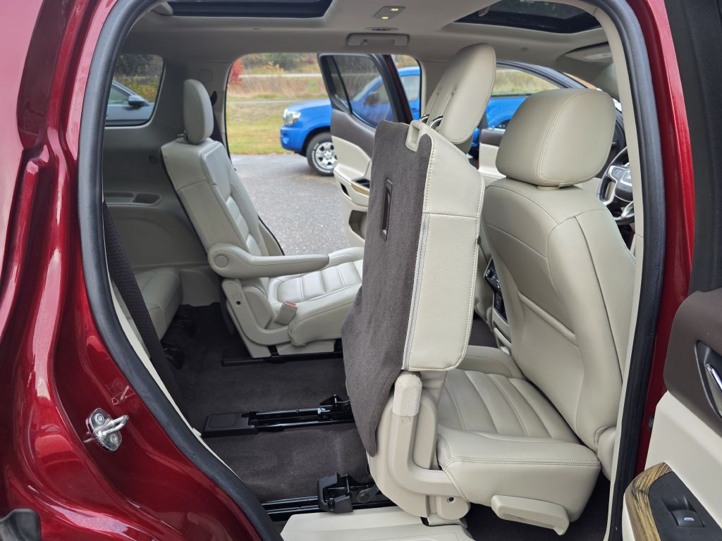 2018 GMC Acadia Image 25