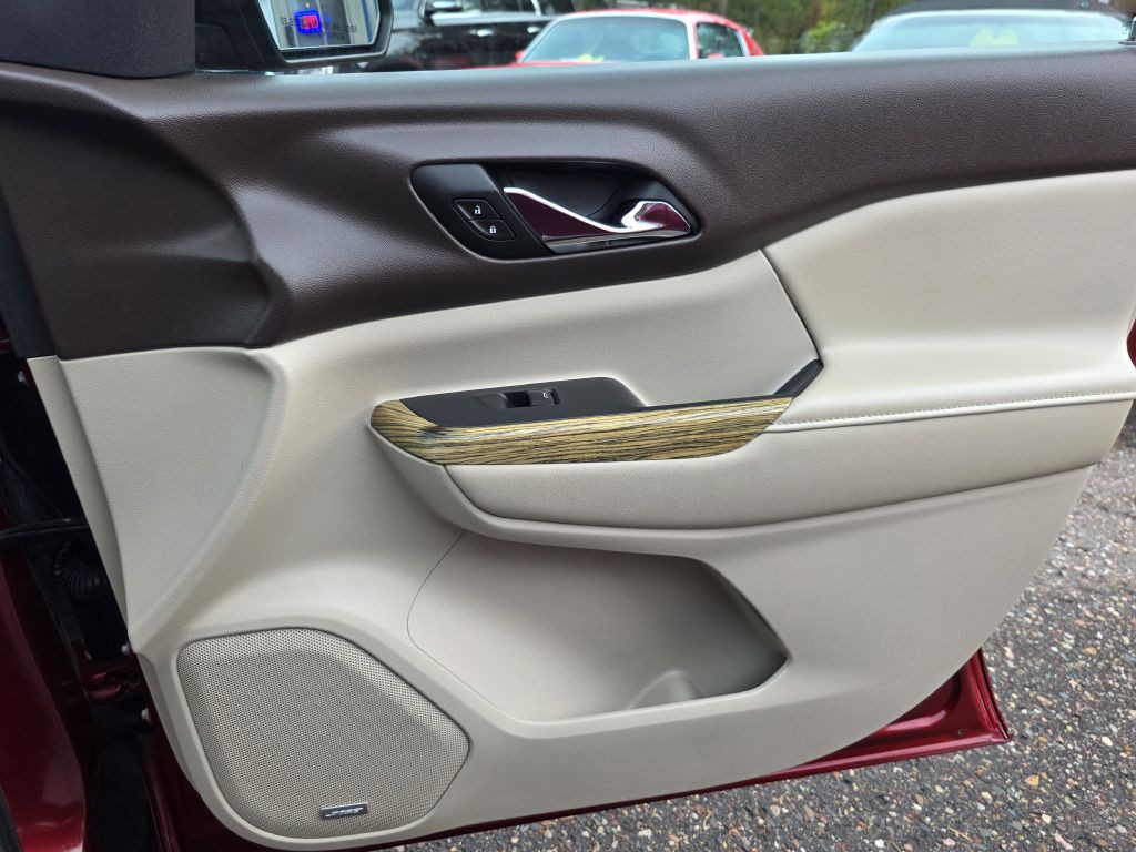 2018 GMC Acadia Image 30