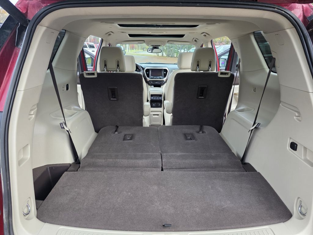 2018 GMC Acadia Image 32