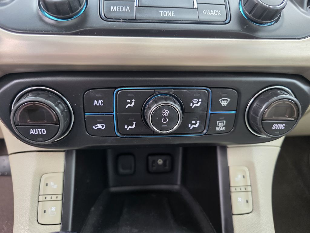 2018 GMC Acadia Image 17