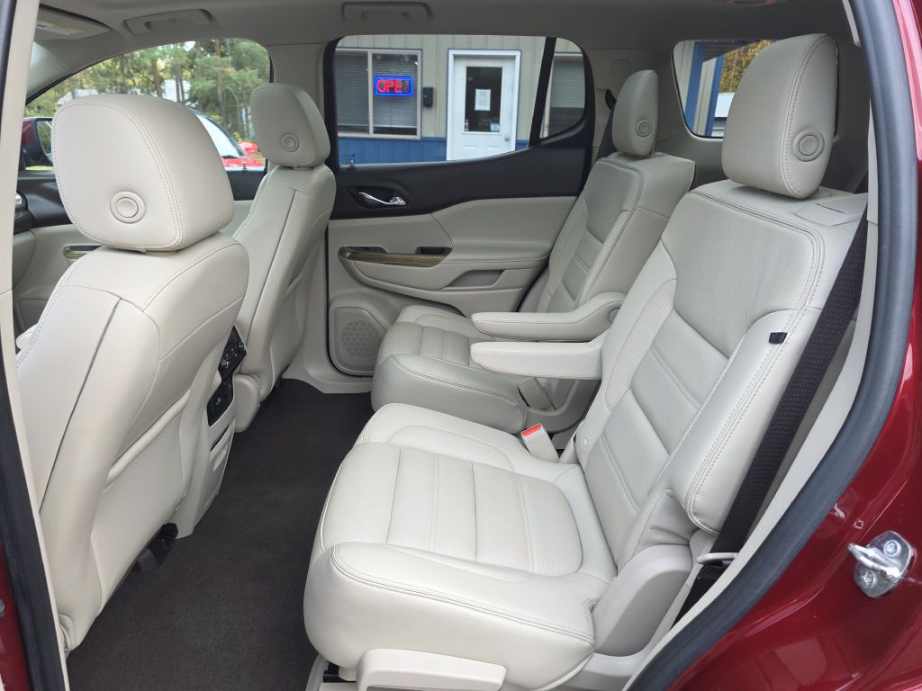2018 GMC Acadia Image 23