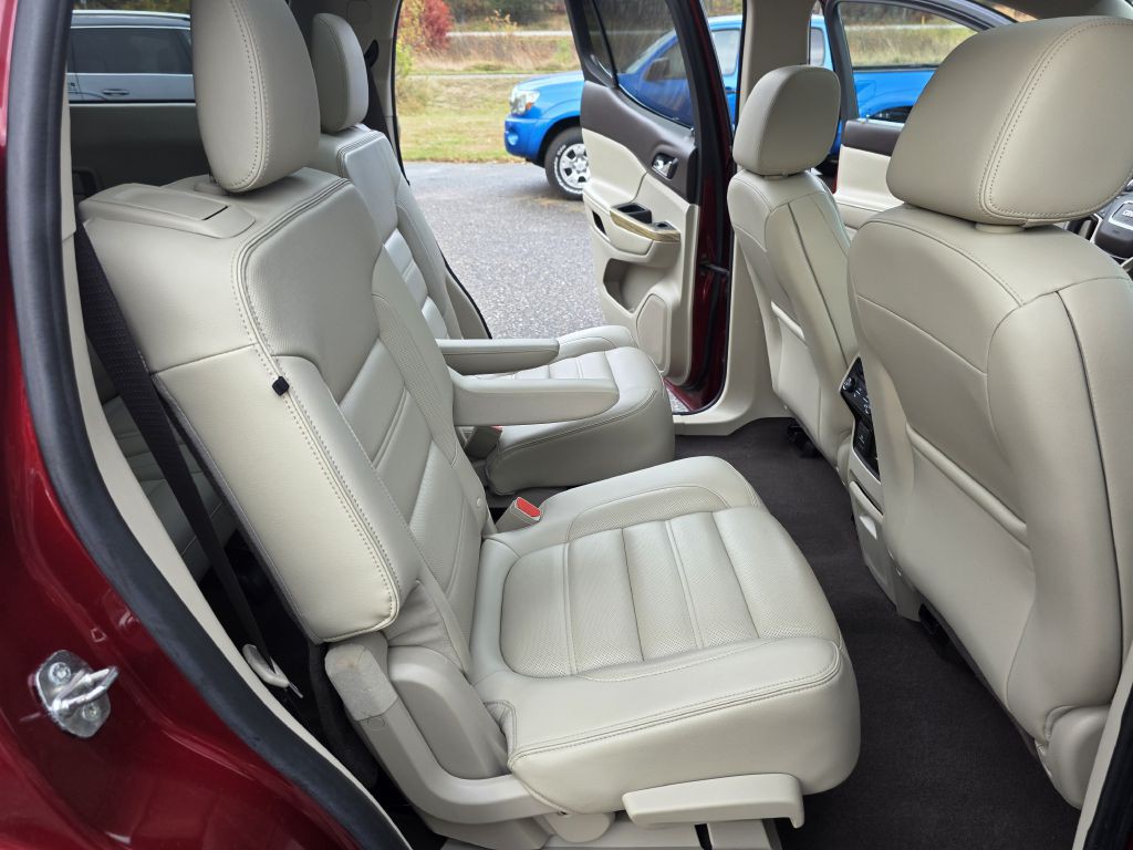 2018 GMC Acadia Image 27
