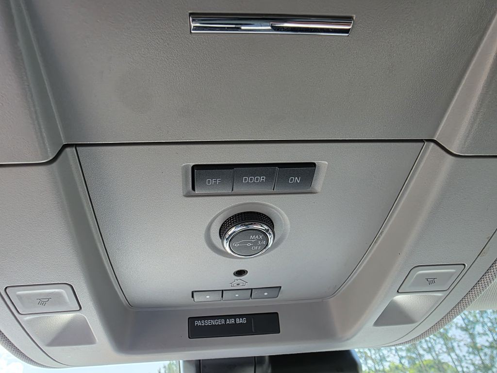 2020 Chevrolet Tahoe Image 17