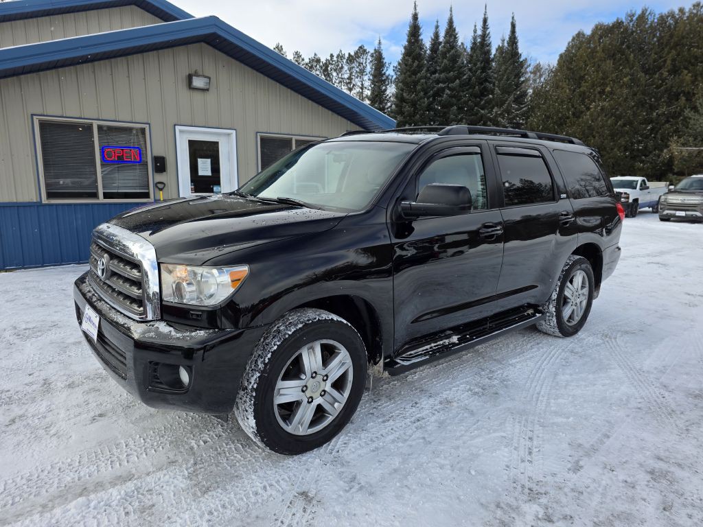 2016 Toyota Sequoia Image 2