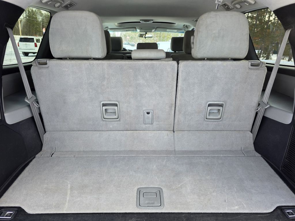 2016 Toyota Sequoia Image 31