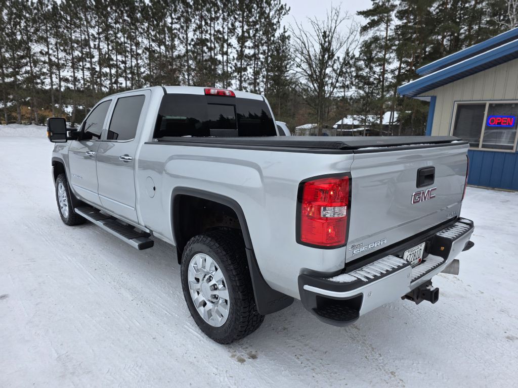 2018 GMC Sierra Image 4