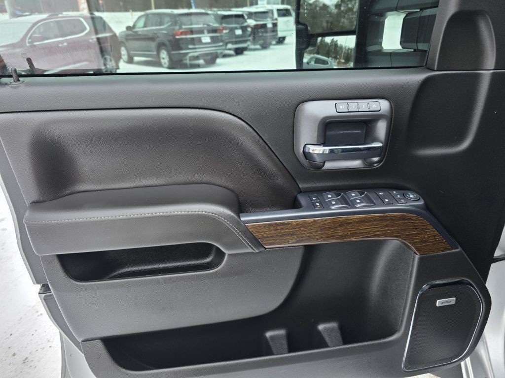 2018 GMC Sierra Image 10