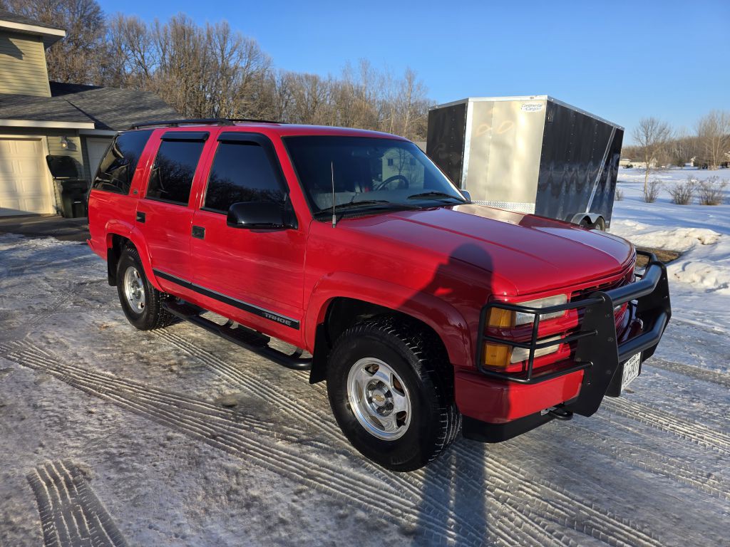2000 Chevrolet Tahoe Image 8