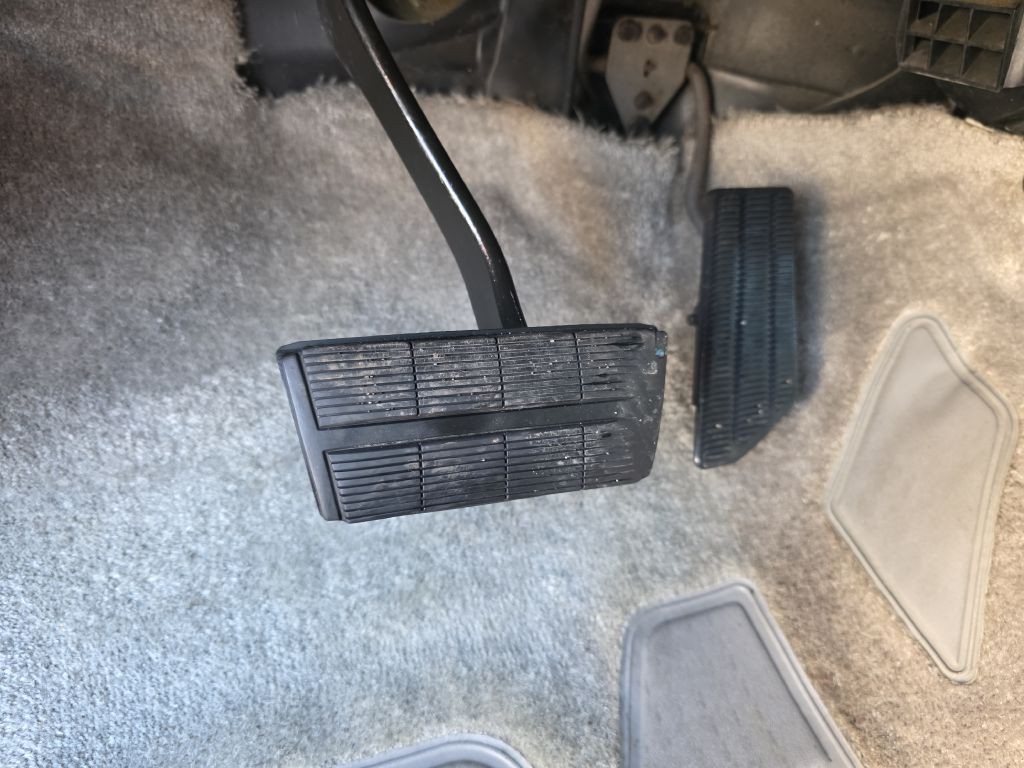 2000 Chevrolet Tahoe Image 26