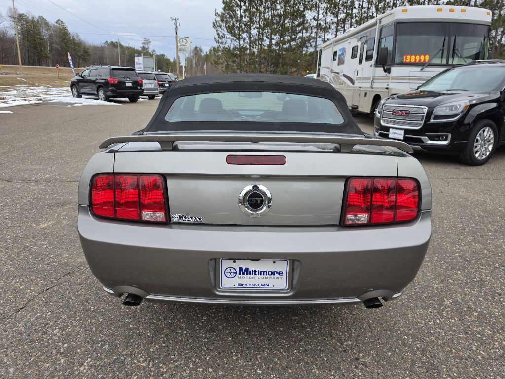 2008 Ford Mustang Image 28