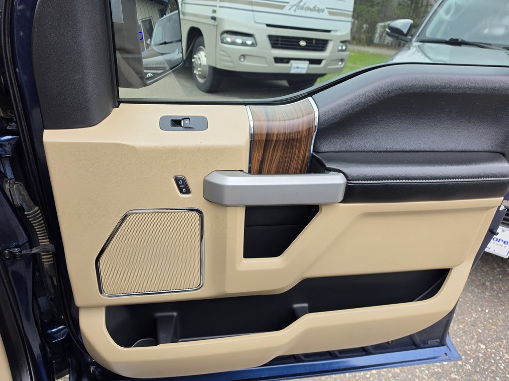 2016 Ford F-150 Image 30
