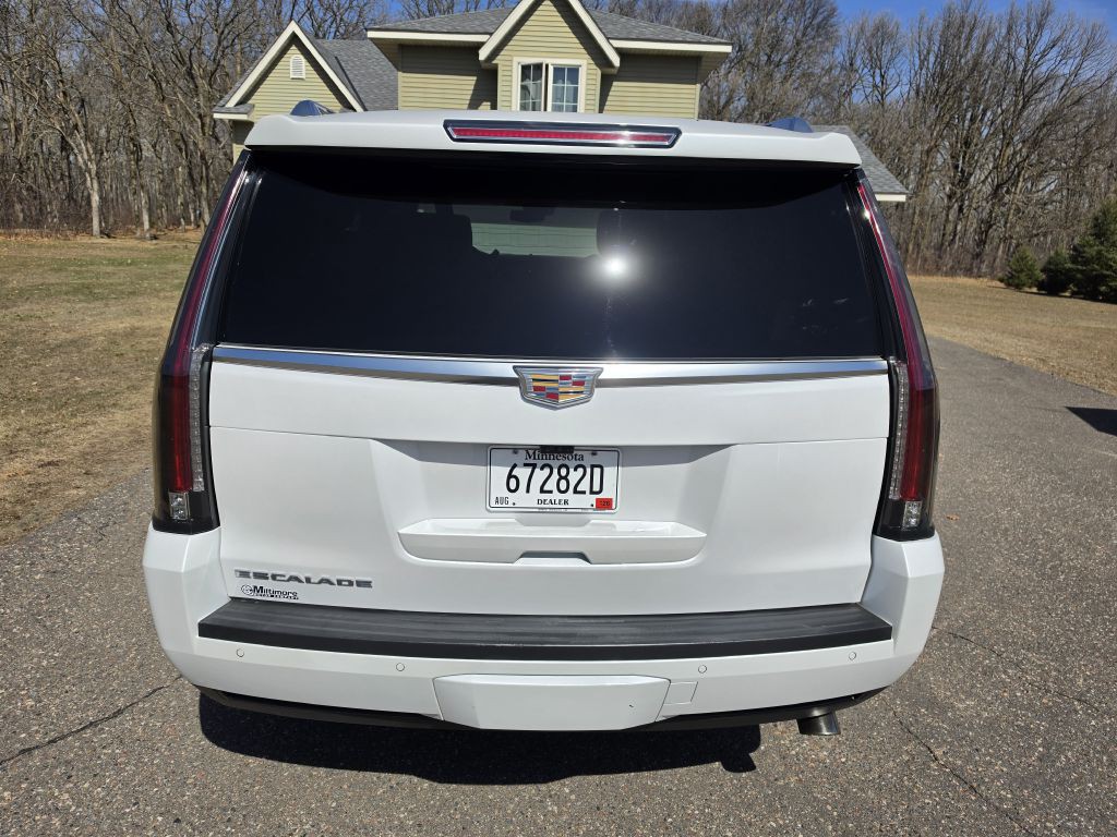 2019 Cadillac Escalade Image 5