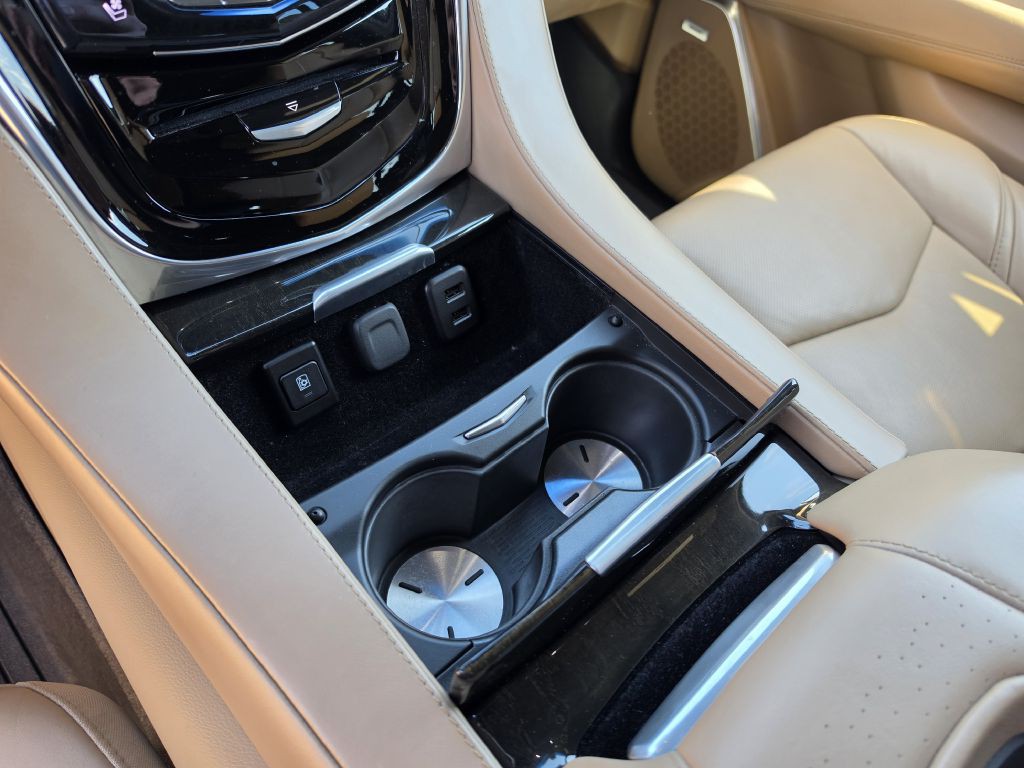 2019 Cadillac Escalade Image 20