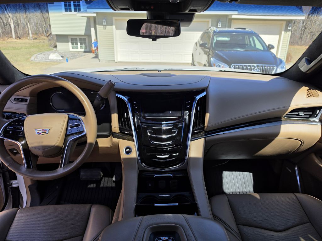2019 Cadillac Escalade Image 22