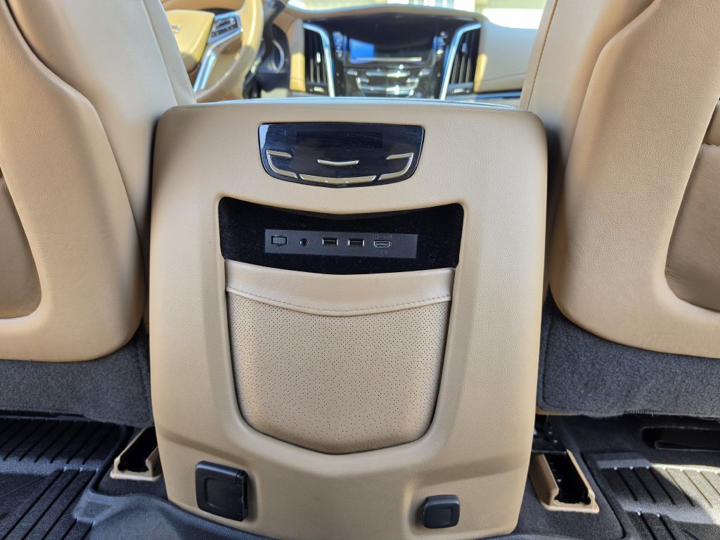2019 Cadillac Escalade Image 29