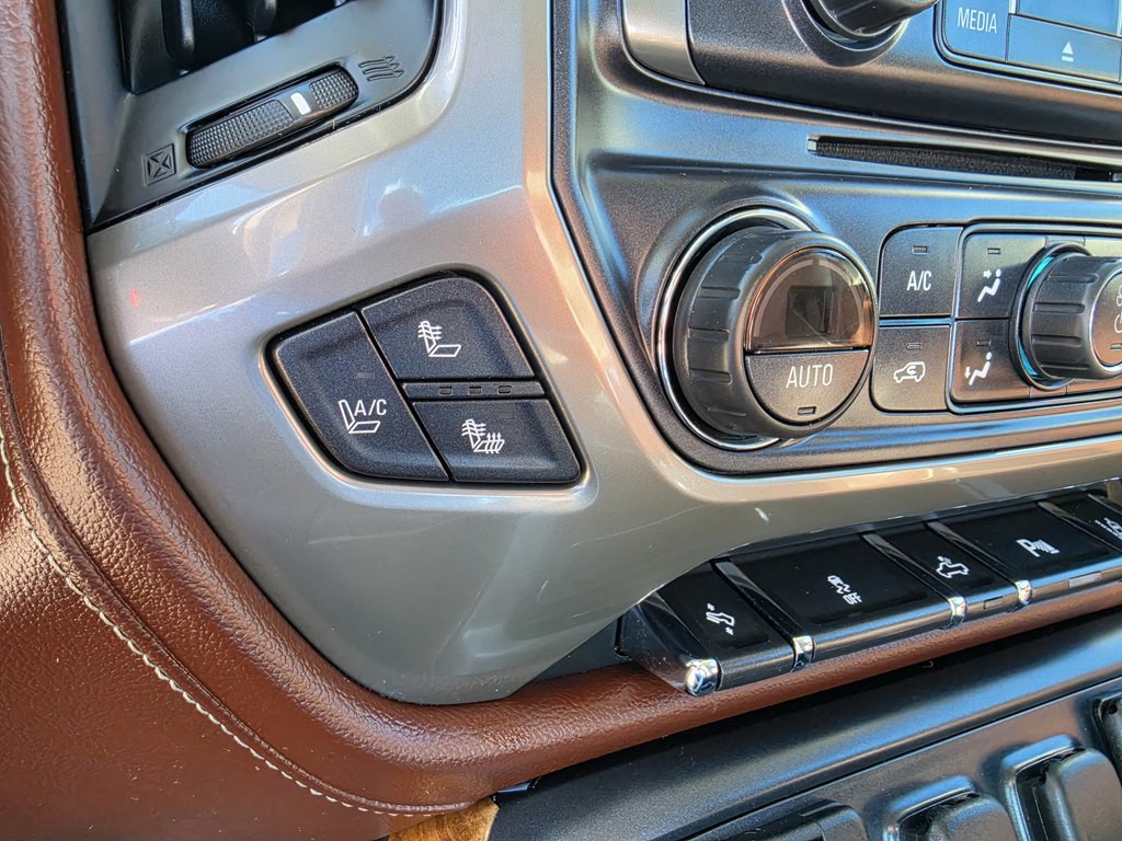 2015 Chevrolet Silverado 1500 Image 15