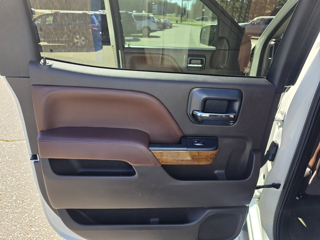 2015 Chevrolet Silverado 1500 Image 20