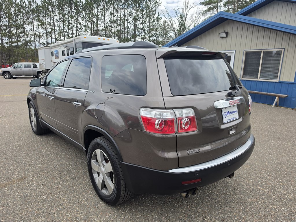 2011 GMC Acadia Image 4