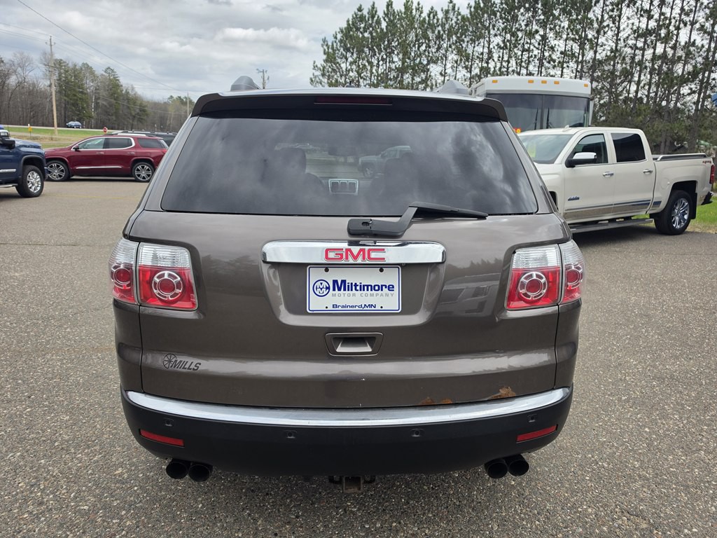 2011 GMC Acadia Image 5