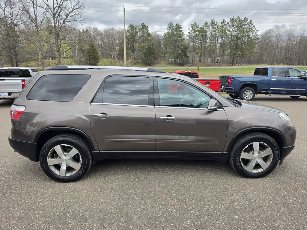 2011 GMC Acadia Image 7