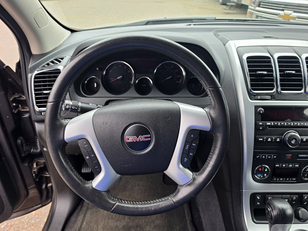 2011 GMC Acadia Image 12