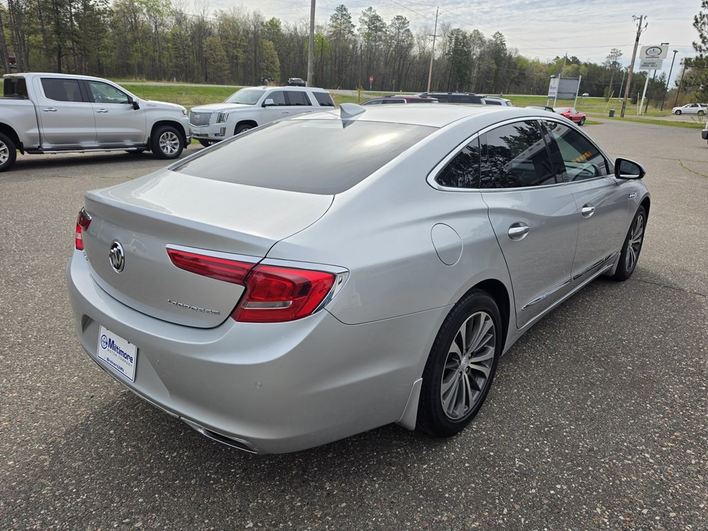 2017 Buick Lacrosse Image 6