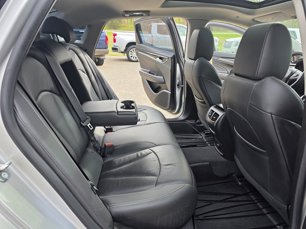 2017 Buick Lacrosse Image 20