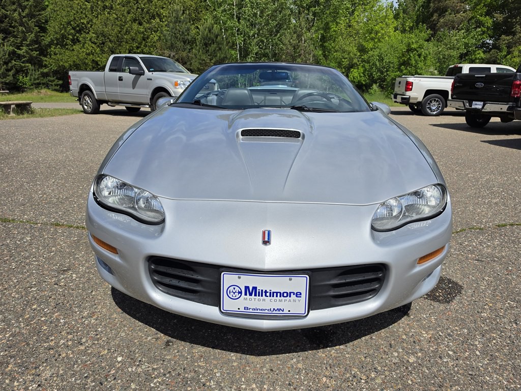 1998 Chevrolet Camaro Image 9