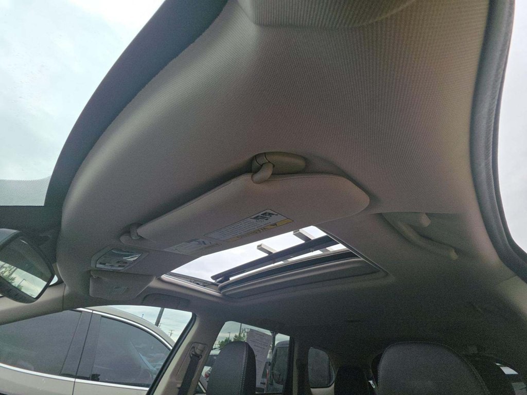 2018 Mitsubishi Outlander Image 6
