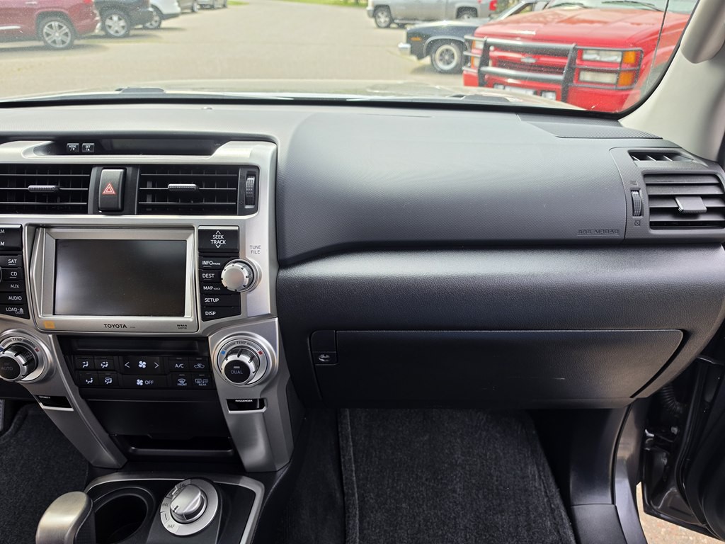 2011 Toyota 4Runner Image 25