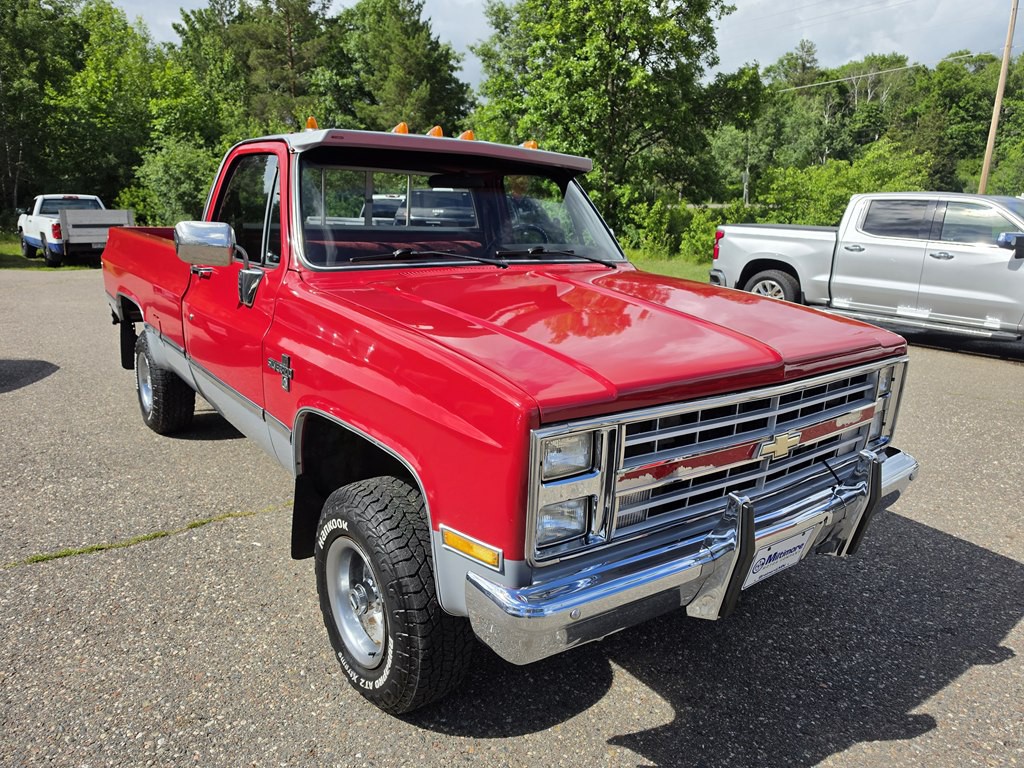 1986 Chevrolet C/K 10 Image 8