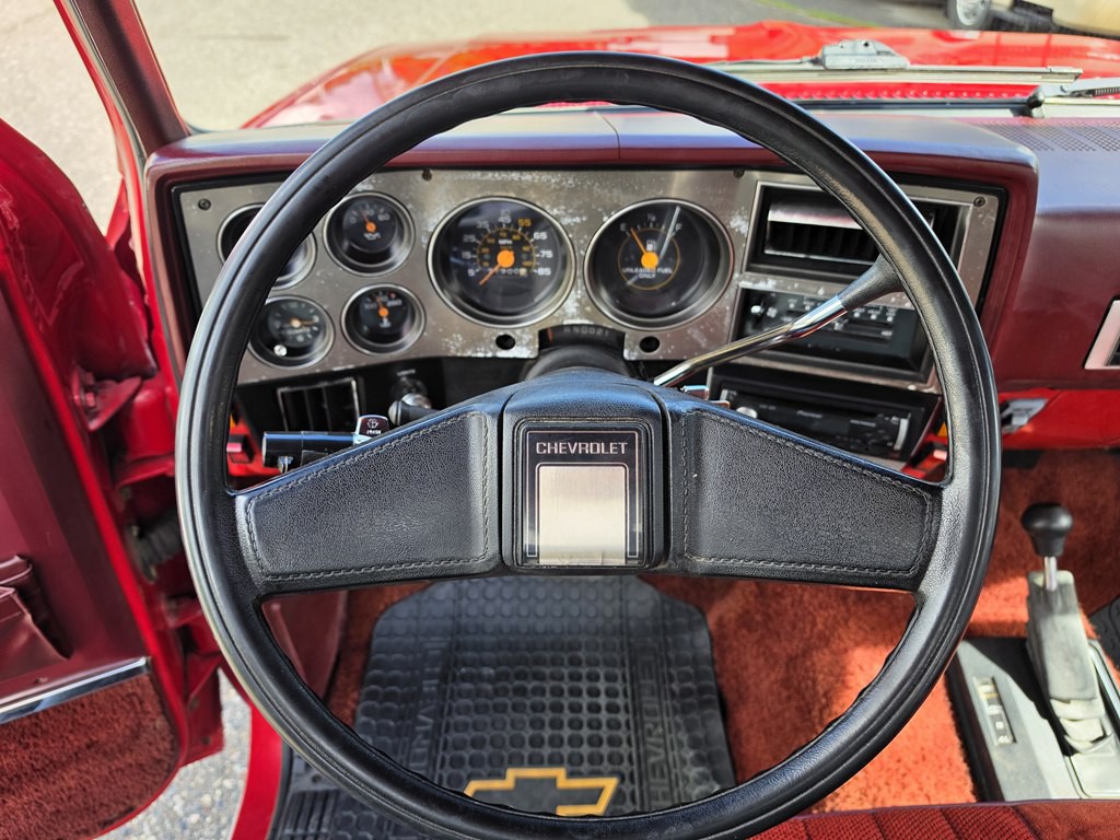 1986 Chevrolet C/K 10 Image 15