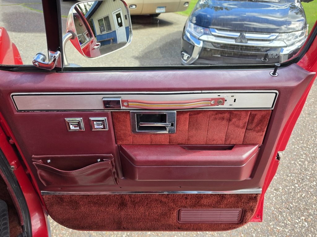 1986 Chevrolet C/K 10 Image 21
