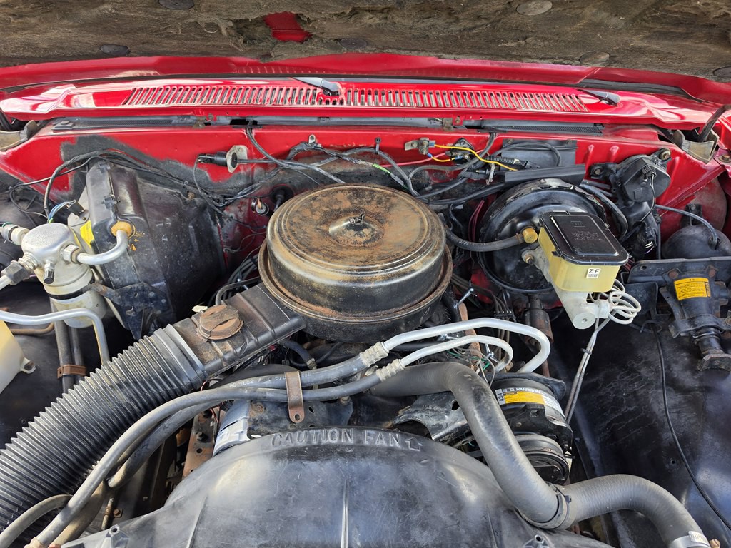 1986 Chevrolet C/K 10 Image 28