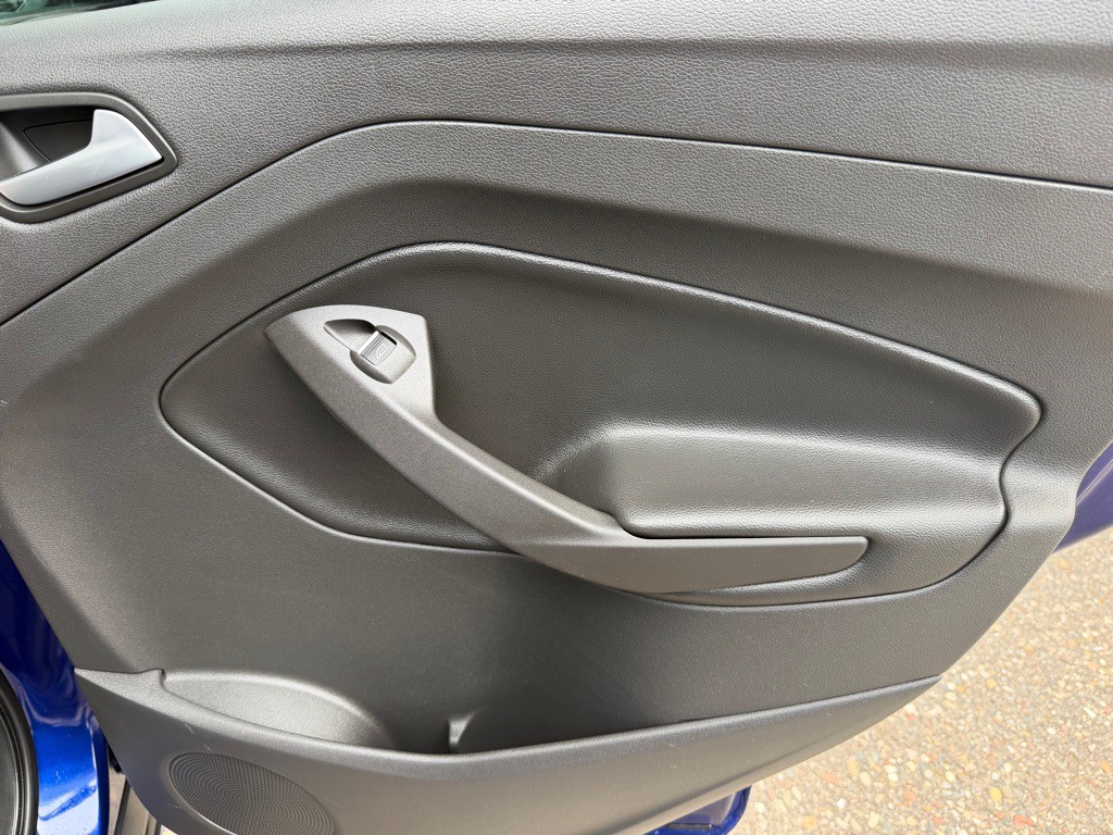 2016 Ford Escape Image 18