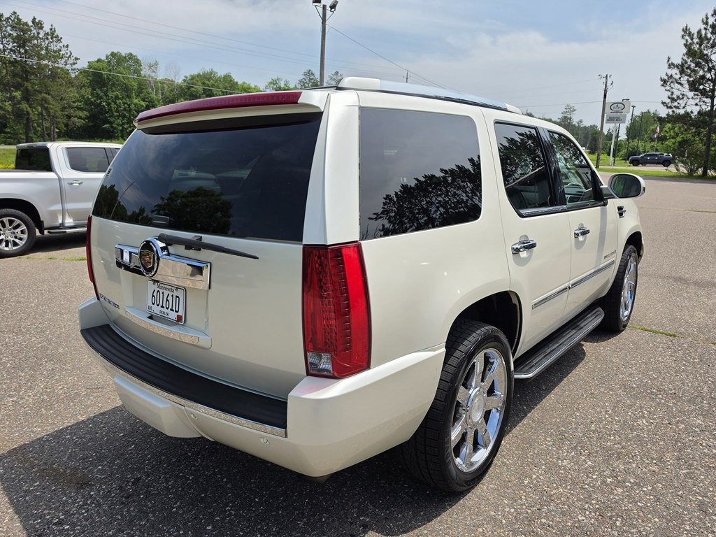 2007 Cadillac Escalade Image 5