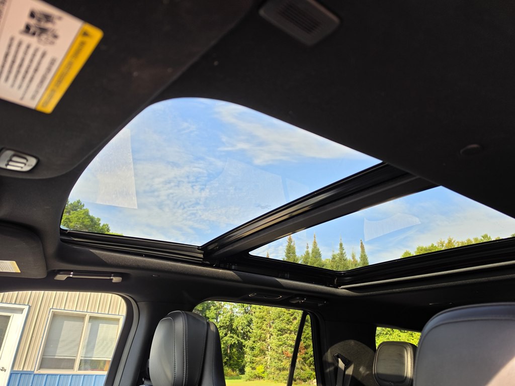 2019 Lincoln Navigator Image 13
