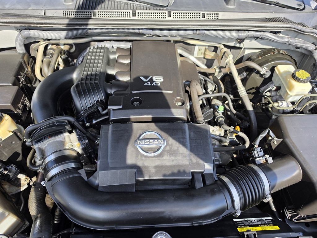 2012 Nissan Frontier Image 29