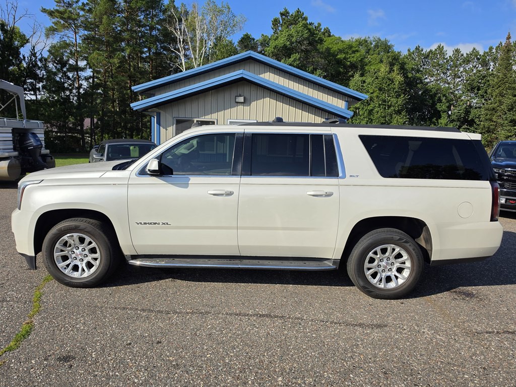 2015 GMC Yukon Image 3