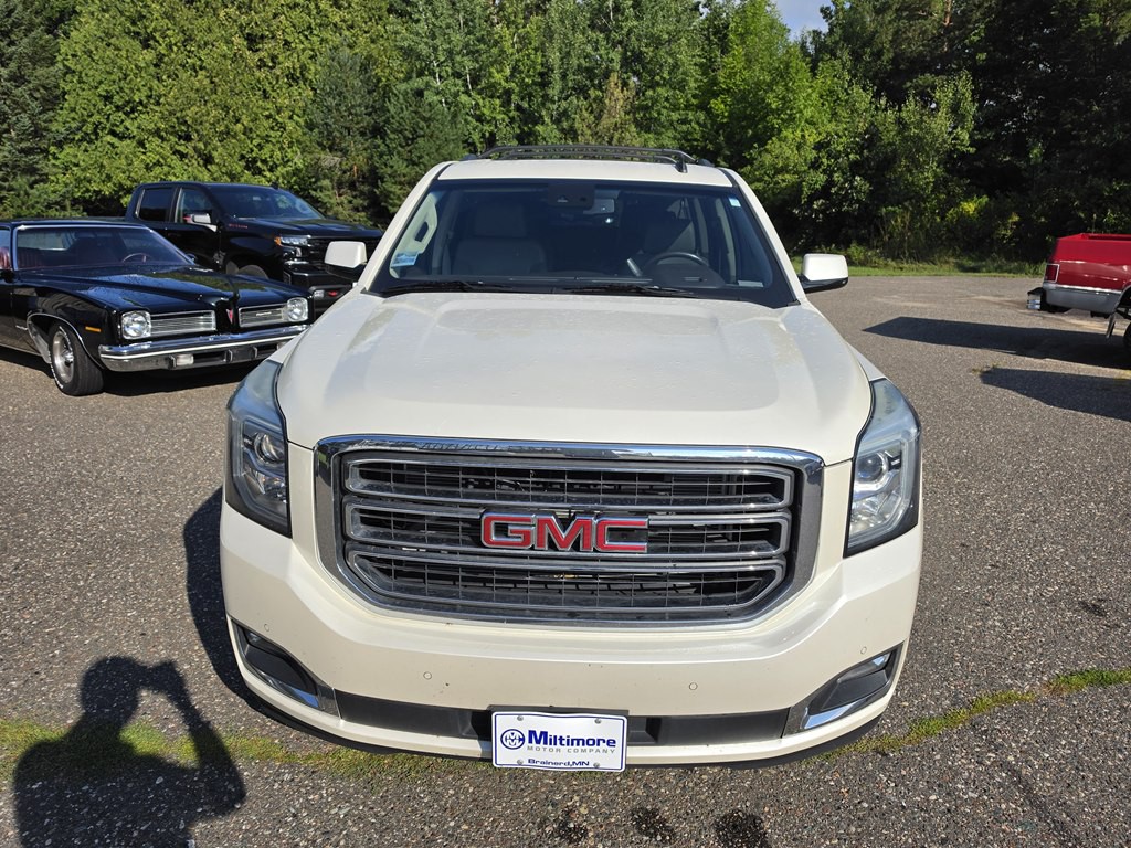 2015 GMC Yukon Image 9
