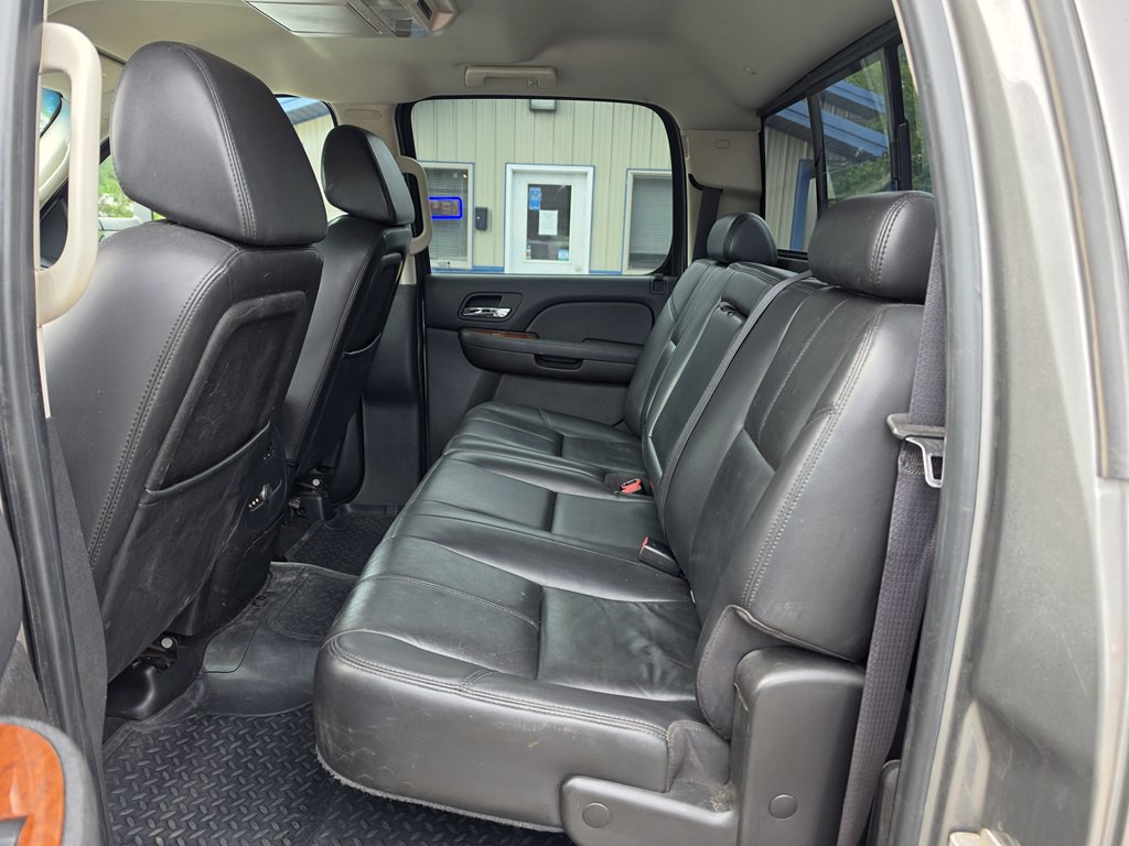 2007 GMC Sierra Image 16