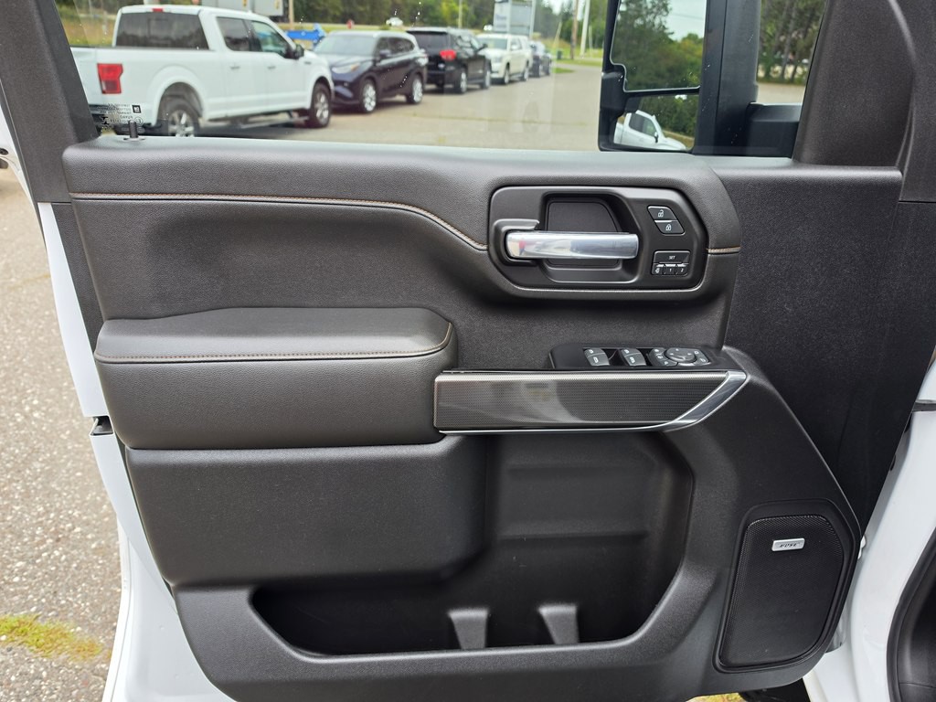 2020 GMC Sierra Image 10