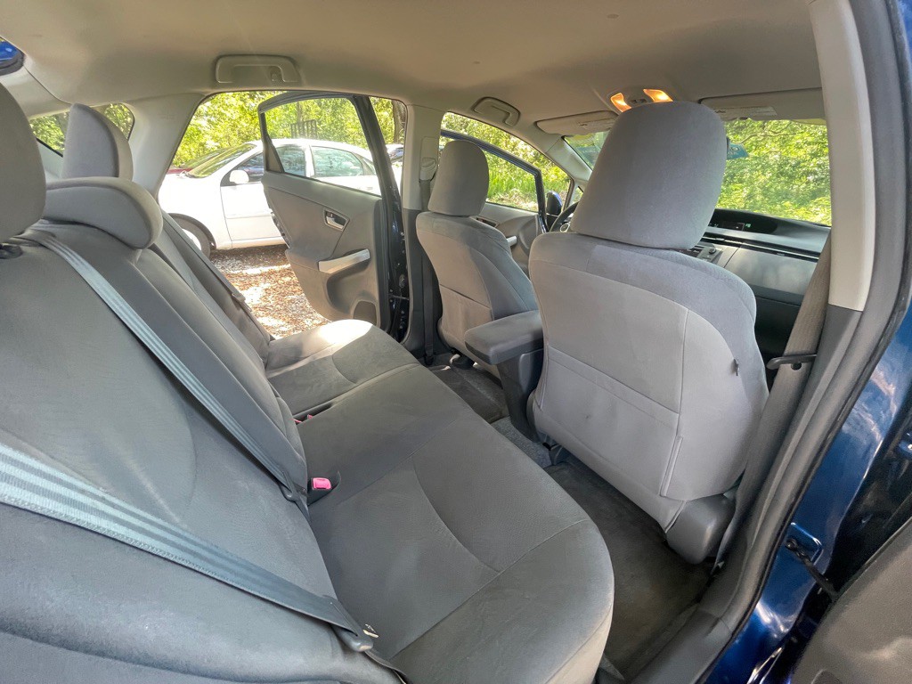 2010 Toyota Prius Image 21