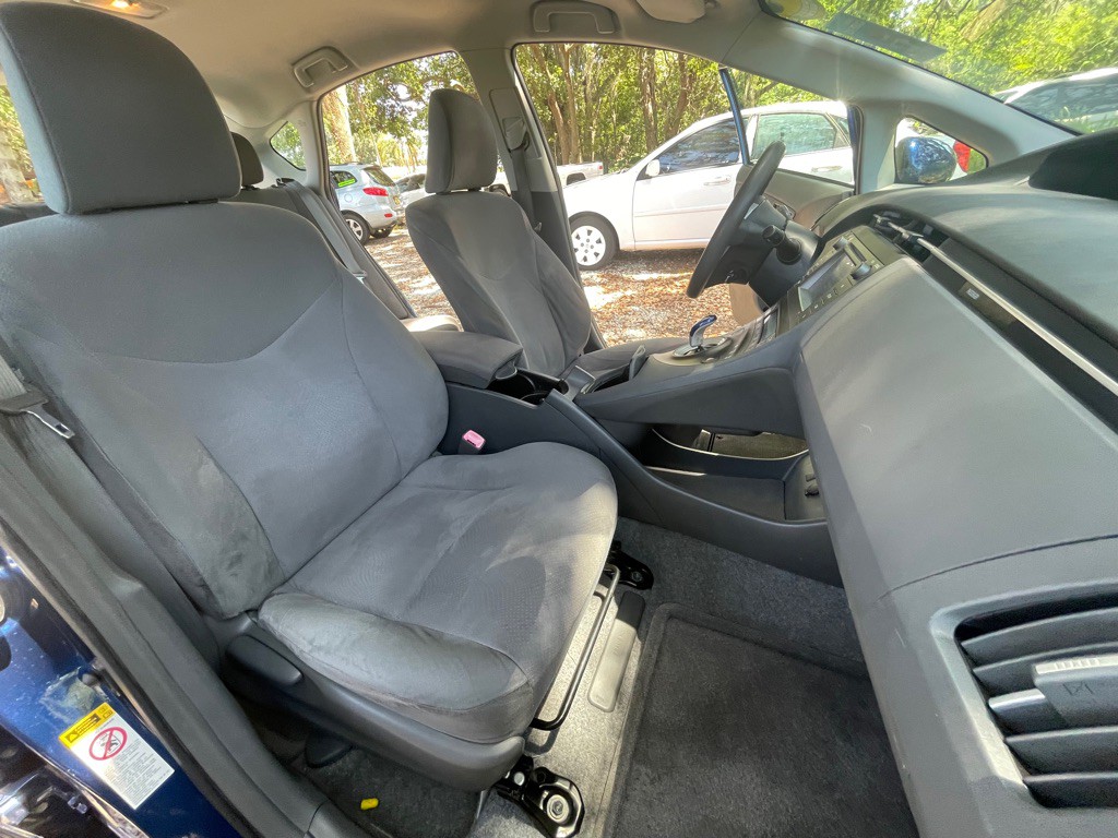 2010 Toyota Prius Image 24