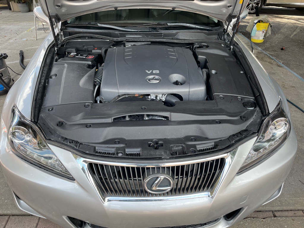 2011 Lexus IS Image 37